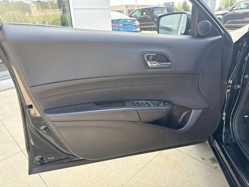 Used 2018 Acura ILX FWD image 13