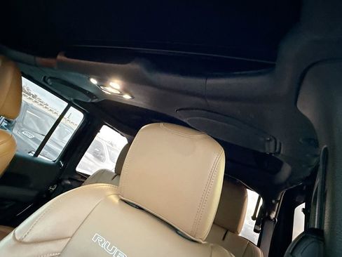 Used 2021 Jeep Wrangler Unlimited Rubicon w/ Safety Group image 19