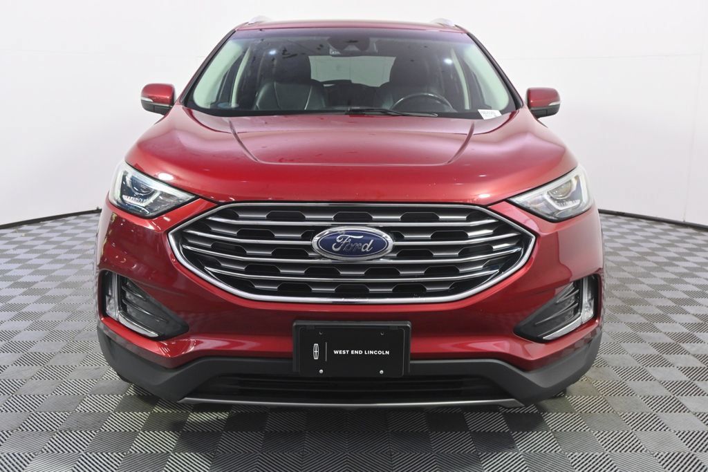 Used 2019 Ford Edge Titanium FWD image 10