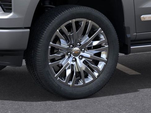 New 2026 Chevrolet Silverado 1500 High Country AWD/4WD image 9