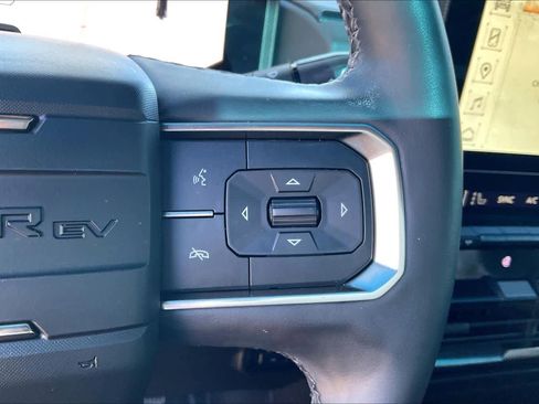 Used 2024 GMC Hummer EV 3X image 24