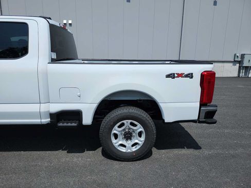 New 2026 Ford F250 XLT w/ Snow Plow Prep Package AWD/4WD image 16