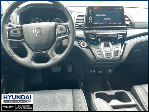 Used 2025 Honda Odyssey Elite image 18