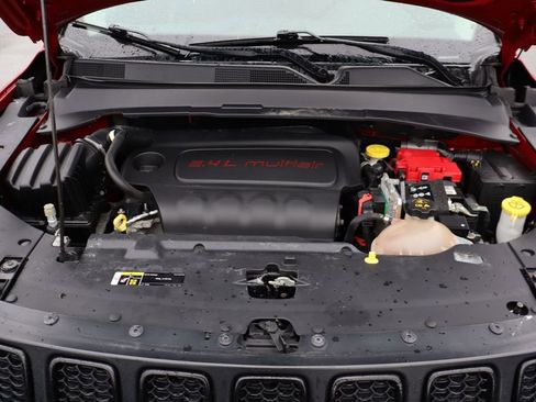 Used 2020 Jeep Compass Latitude image 45