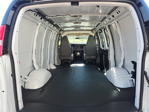 New 2025 Chevrolet Express 2500 w/ Driver Convenience Package image 7