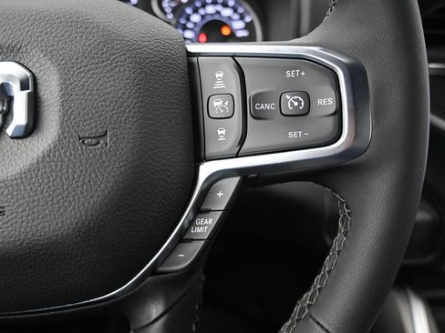 New 2026 RAM 2500 Big Horn AWD/4WD image 24