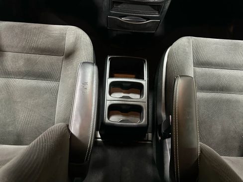 Used 2017 Dodge Grand Caravan SE image 41