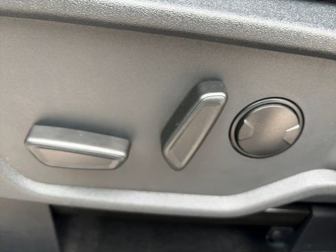 Used 2025 Ford Bronco Outer Banks image 19