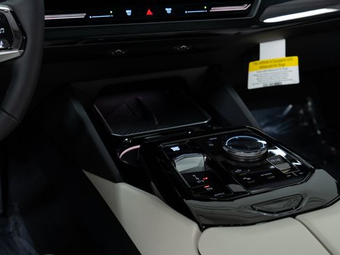 New 2026 BMW 530i xDrive w/ Premium Package image 20