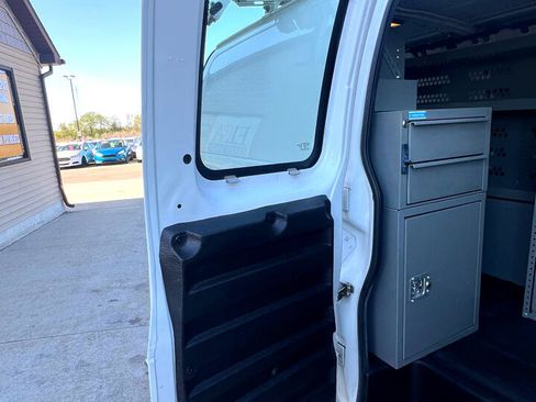 Used 2012 Chevrolet Express 2500 w/ Cold Climate Package image 20