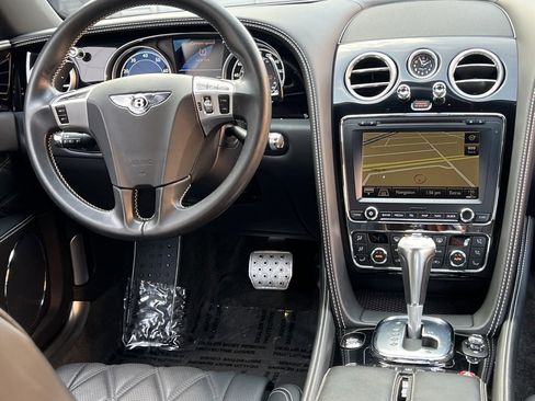 Used 2014 Bentley Flying Spur W12 image 4