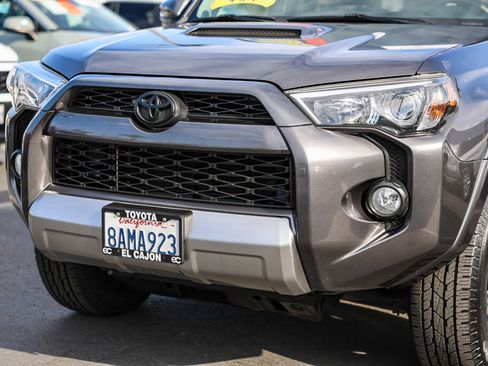 Certified 2018 Toyota 4Runner TRD Off-Road Premium image 20