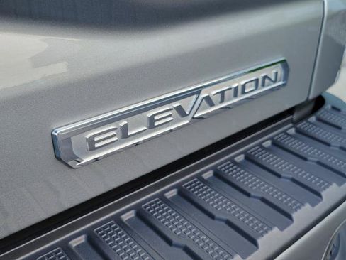 Used 2024 GMC Sierra 1500 Elevation AWD/4WD image 6