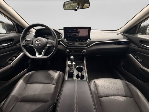 Used 2024 Nissan Altima 2.5 SR w/ SR Premium Package FWD image 15