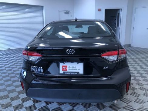 Certified 2025 Toyota Corolla LE image 13