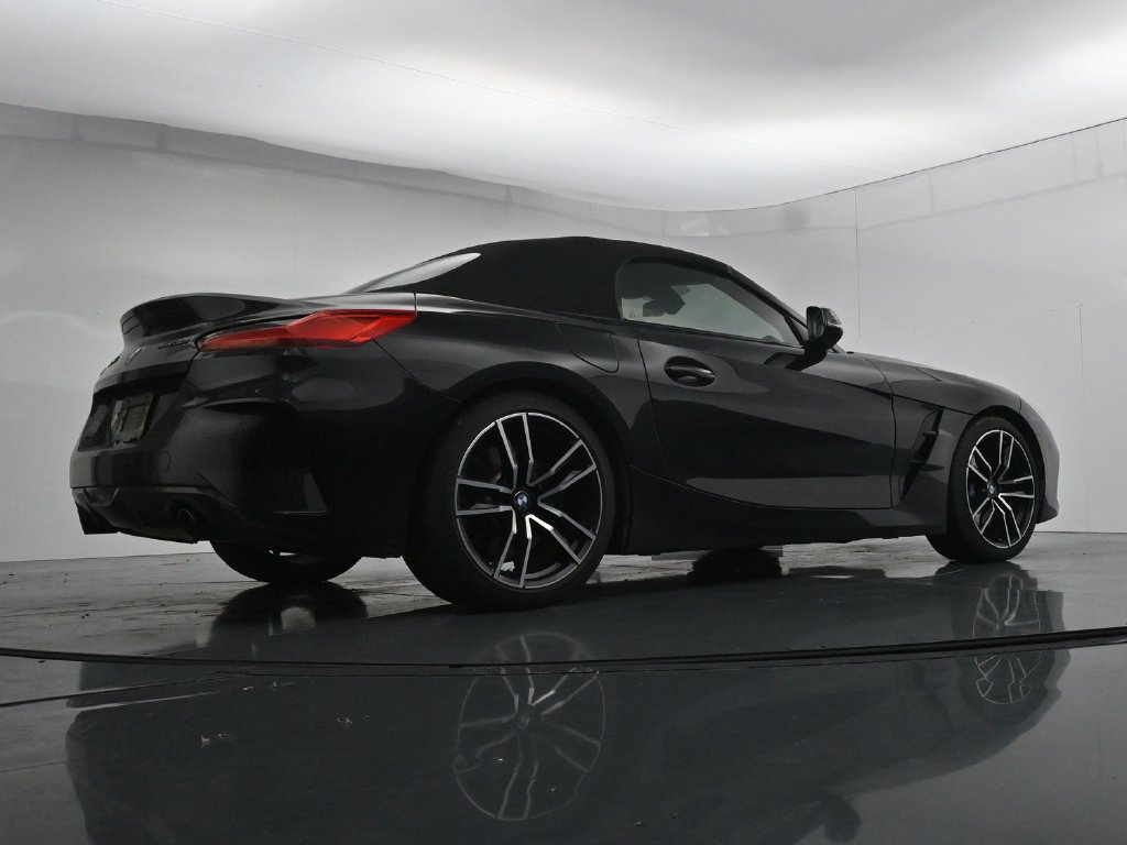 Used 2019 BMW Z4 sDrive30i w/ M Sport Package RWD image 23