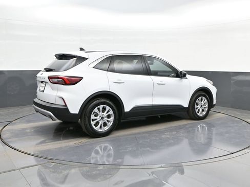 Certified 2024 Ford Escape Active w/ Tech Pack #1 image 15