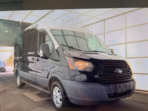 Used 2015 Ford Transit 250 148 Medium Roof image 23