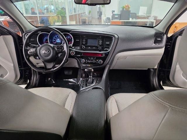 Used 2015 Kia Optima EX w/ EX Premium Package FWD image 16