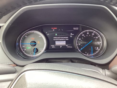 Used 2021 Toyota Venza Limited w/ Advanced Technology Package image 18