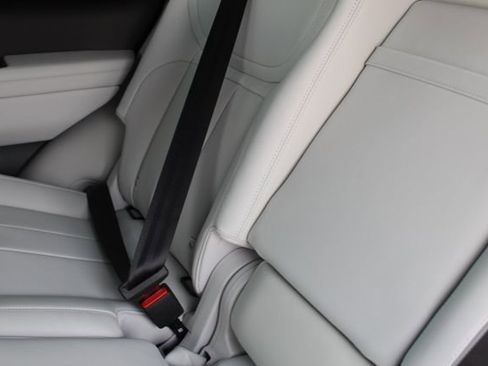 New 2025 Land Rover Range Rover Sport SE image 21