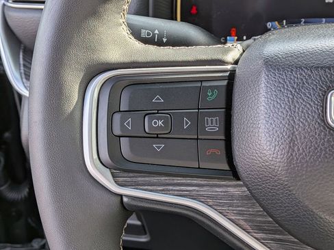 Used 2022 Jeep Wagoneer Series III image 19