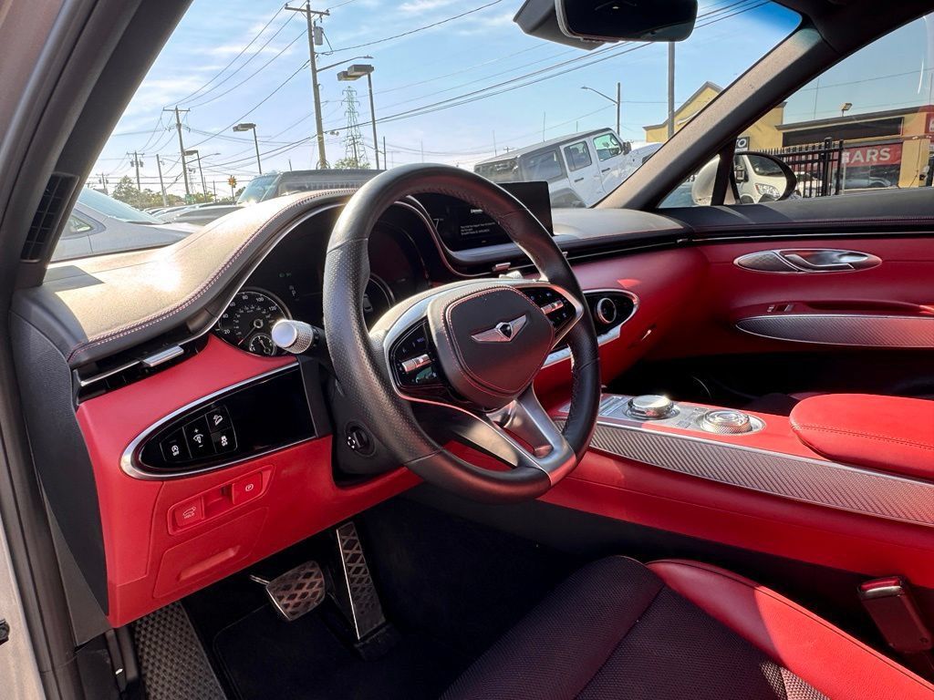 Used 2022 Genesis GV70 2.5T w/ Sport Prestige Package AWD/4WD image 13