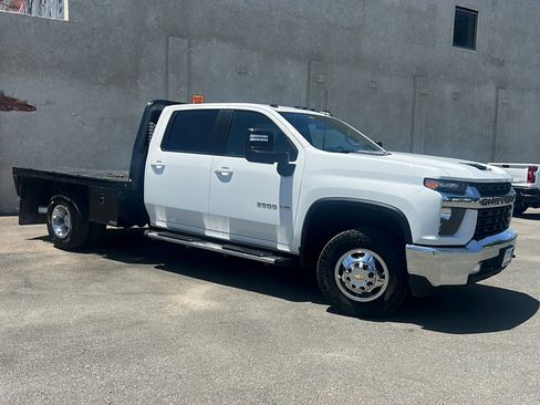Used 2023 Chevrolet Silverado 3500 LT w/ Convenience Package AWD/4WD image 1