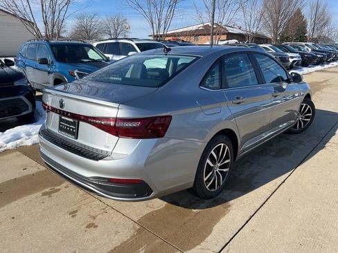 New 2026 Volkswagen Jetta SE image 6