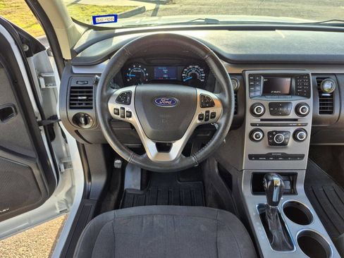 Used 2016 Ford Flex SE image 24