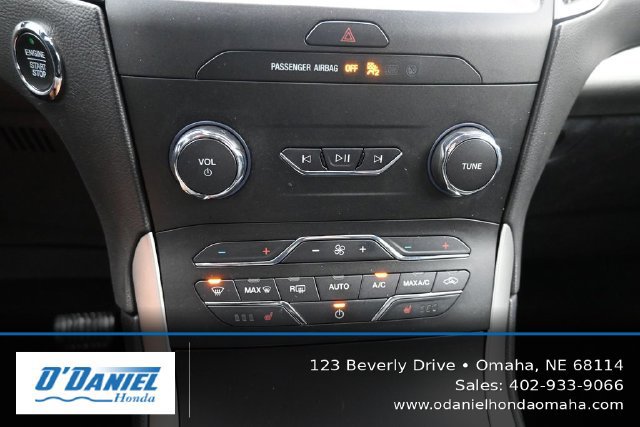 Used 2019 Ford Edge SEL w/ Equipment Group 201A AWD/4WD image 32