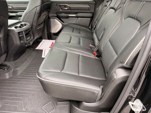 Used 2020 RAM 1500 Limited w/ Black Appearance Package AWD/4WD image 13