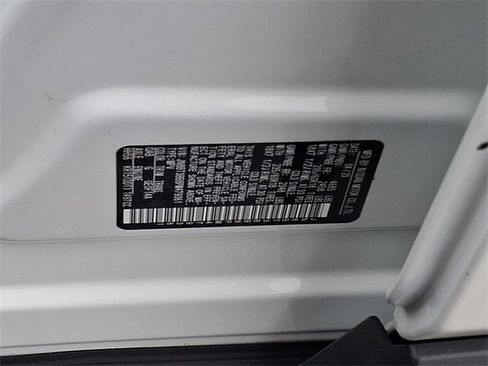 Used 2023 Nissan Rogue SV image 29