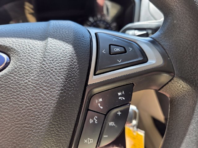 Used 2013 Ford Fusion SE FWD image 20