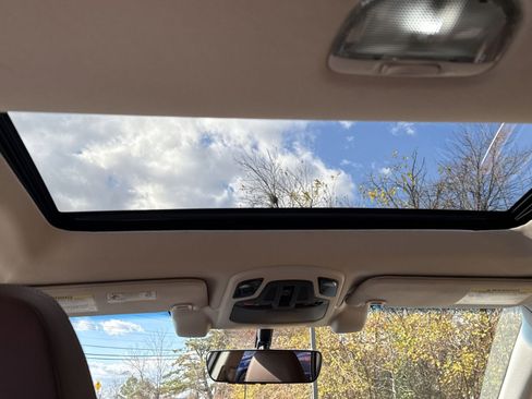 Used 2020 Subaru Outback Touring XT image 24