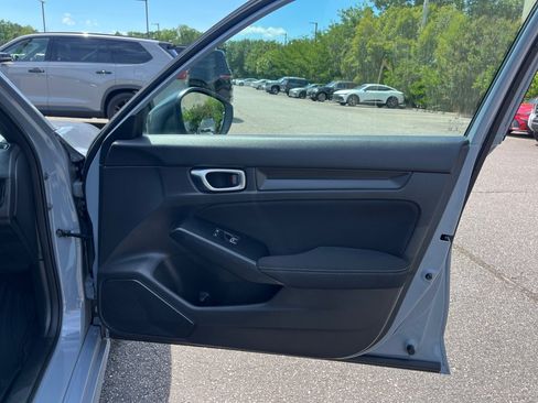 Used 2022 Honda Civic Sport image 32