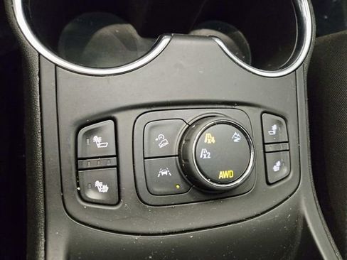 Certified 2022 GMC Terrain SLE w/ Driver Convenience Package image 26