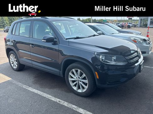 Used 2017 Volkswagen Tiguan Limited w/ Premium Package AWD/4WD image 1