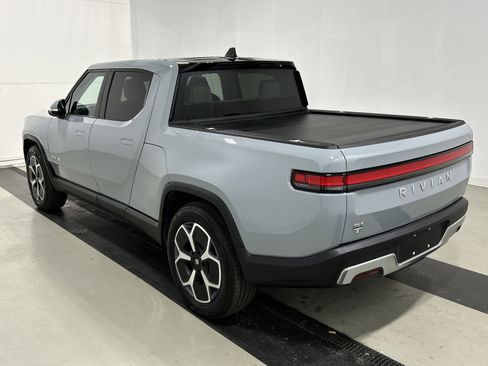 Used 2024 Rivian R1T Adventure AWD/4WD image 3