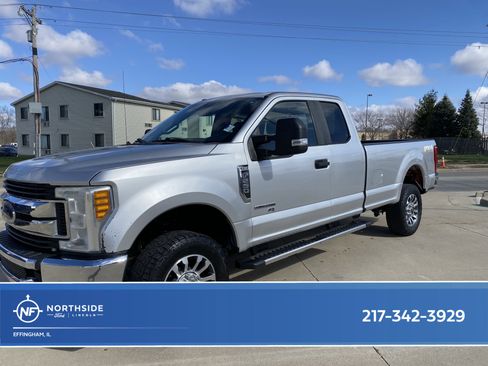Used 2019 Ford F250 XL w/ STX Appearance Package image 1