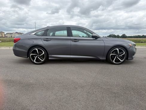 Used 2019 Honda Accord Sport image 8
