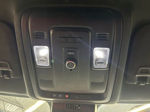 Used 2023 Chevrolet Tahoe Z71 AWD/4WD image 31