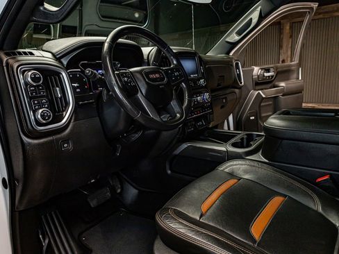 Used 2021 GMC Sierra 2500 AT4 w/ AT4 Premium Plus Package image 17