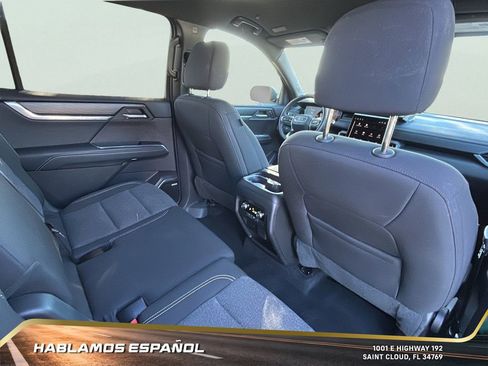 Used 2025 GMC Acadia Elevation image 33