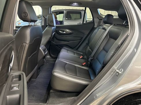 Certified 2024 GMC Terrain SLT w/ LPO, Floor Liner Package AWD/4WD image 26