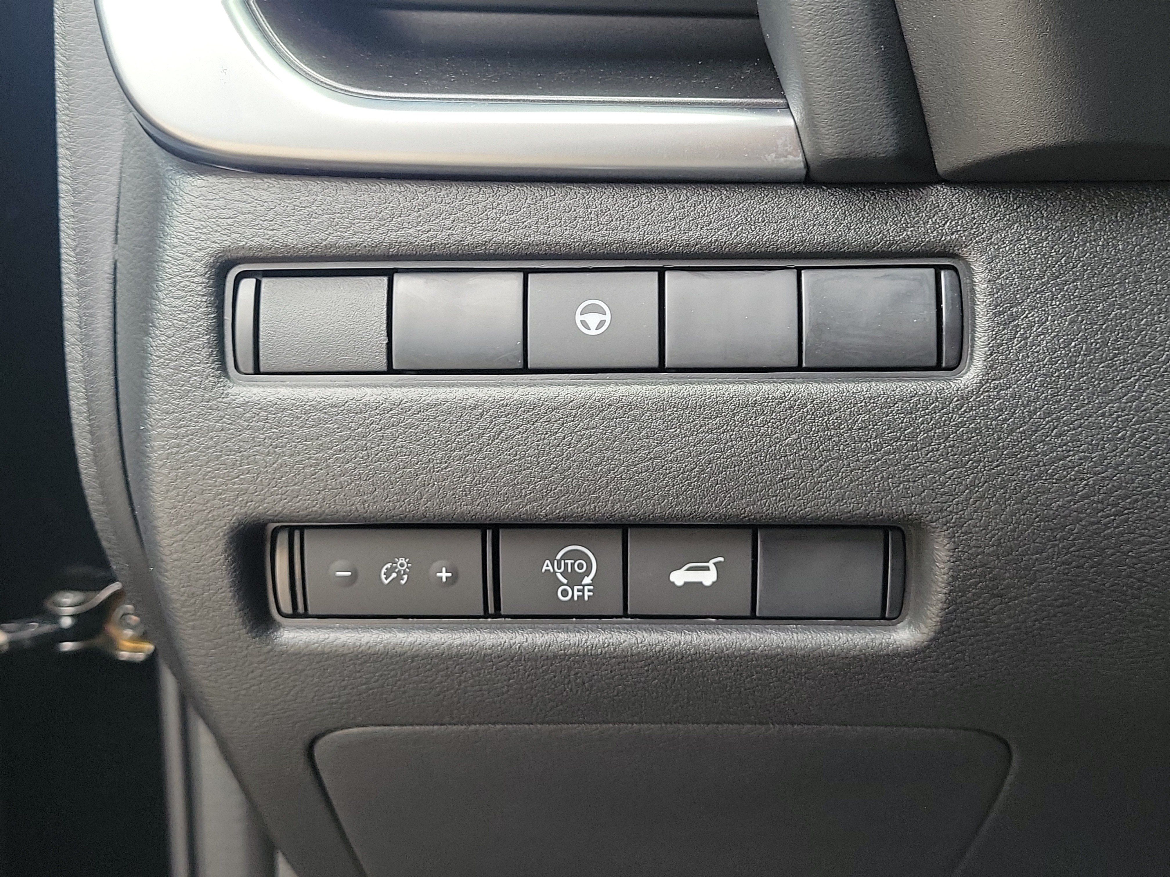 Certified 2026 Nissan Rogue SV w/ Cold Weather Package FWD image 30