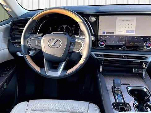 Used 2024 Lexus RX 450h AWD w/ Luxury Package image 2