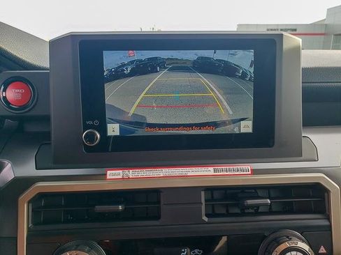 New 2025 Toyota Tacoma TRD Off-Road image 15