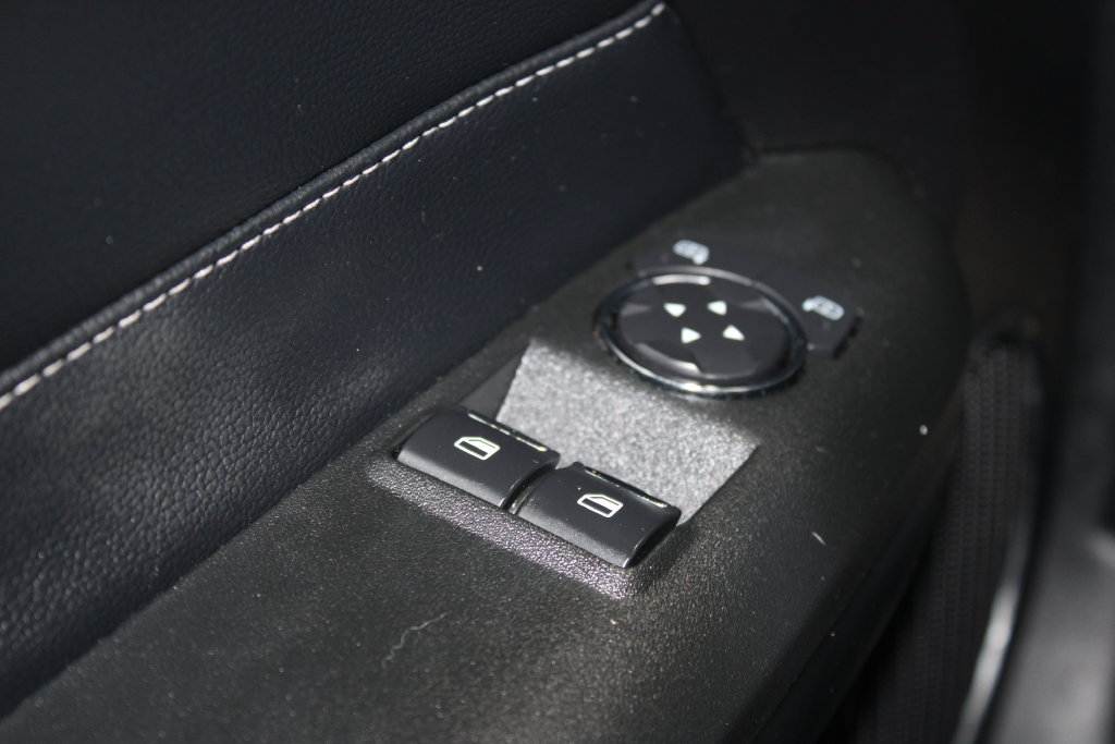Used 2021 Ford Mustang Premium RWD image 33