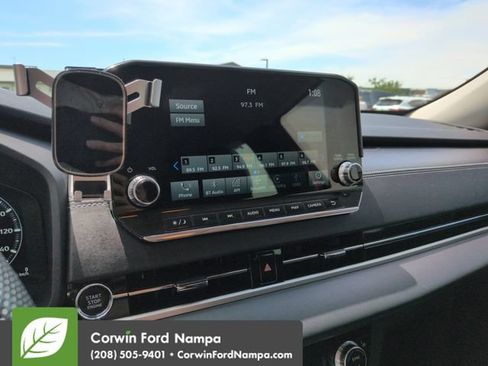 Used 2023 Mitsubishi Outlander SEL AWD/4WD image 16